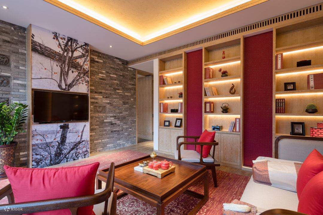 [Inside Gankeng Ancient Town/Directly reach Futian Port Line 10] Shenzhen OCT Gankeng Ancient Town - Phoenix Hakka Hotel Accommodation Package